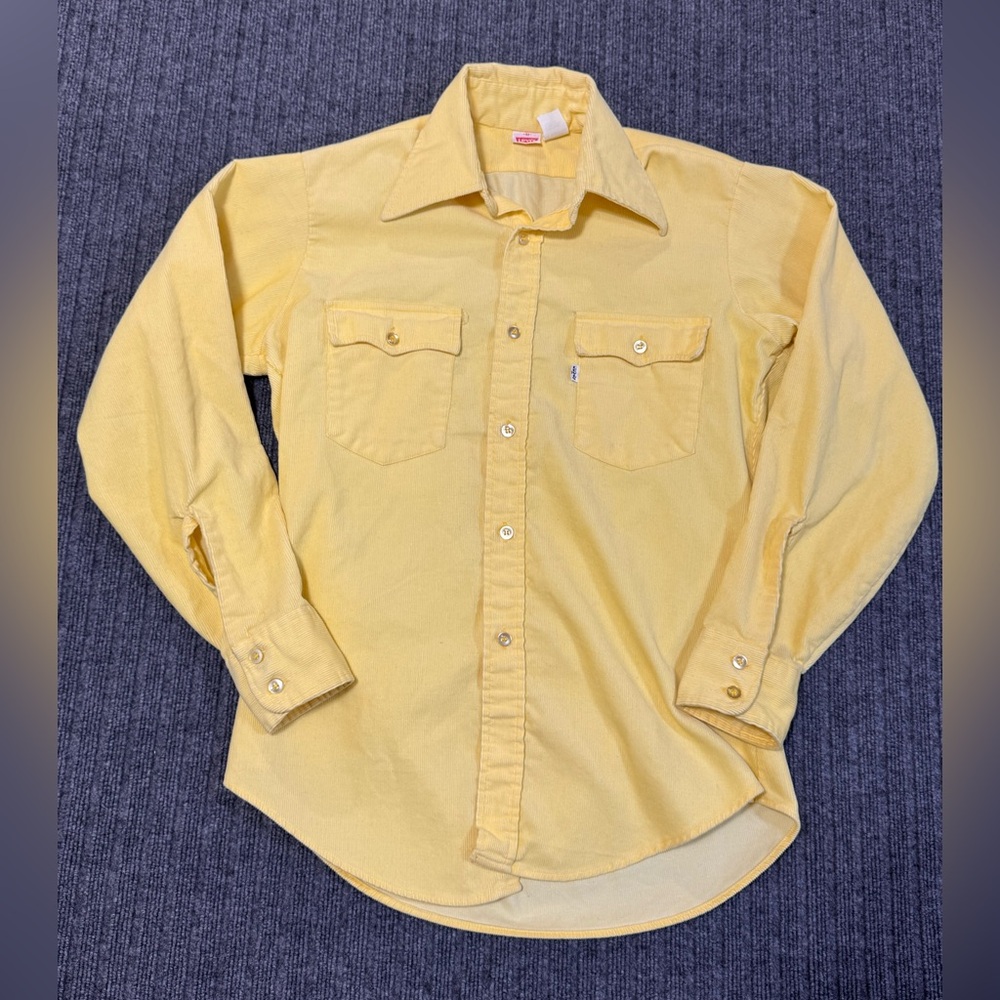 Vintage Levi’s Corduroy‎ Shirt Medium